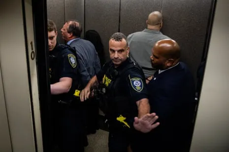 NY Officials Taken into Custody After Obstructing Ice Entry to Government Building